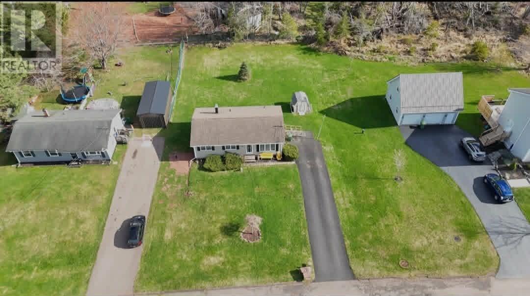 15 Montery Drive - 22