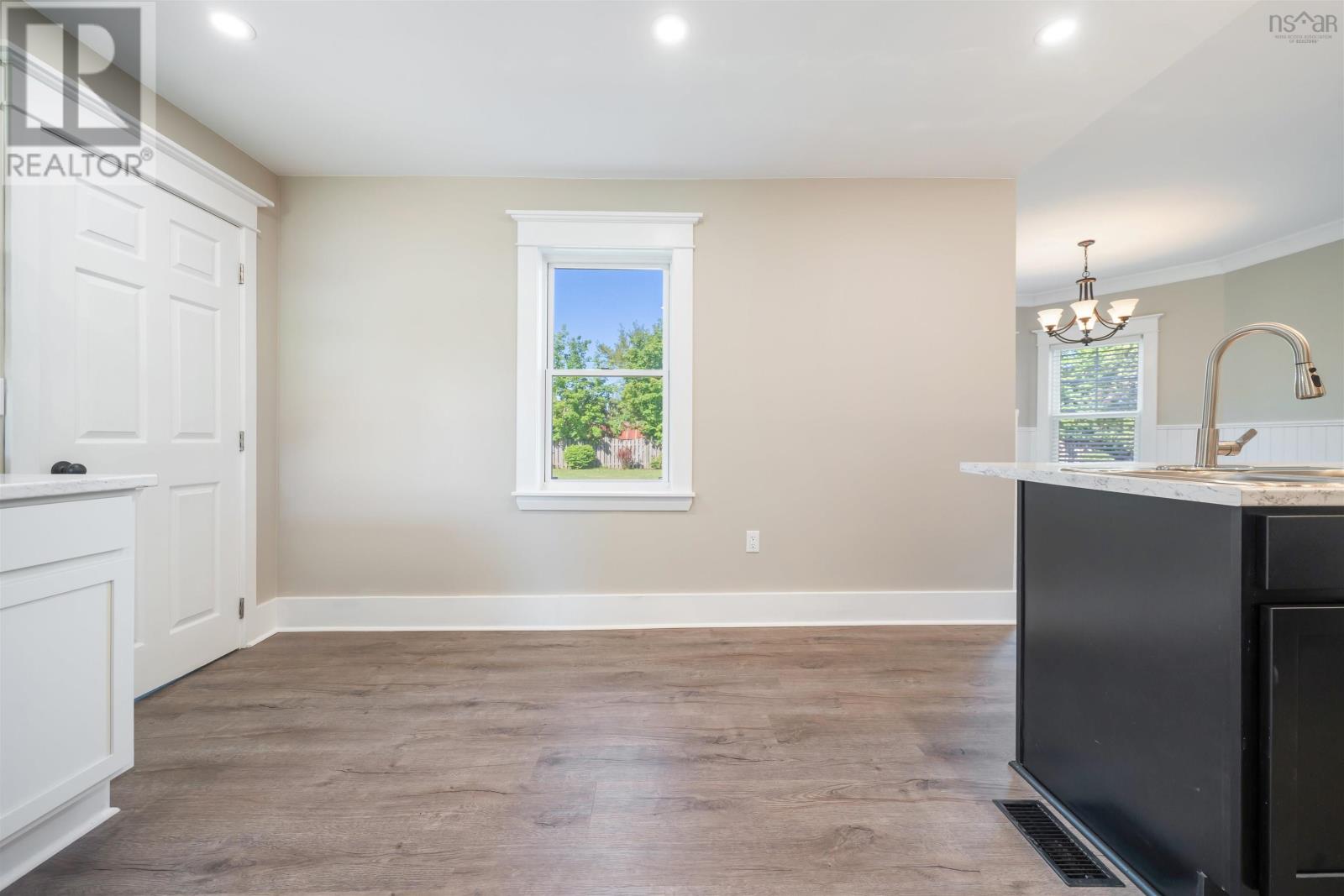 6 Hamilton Avenue - 17