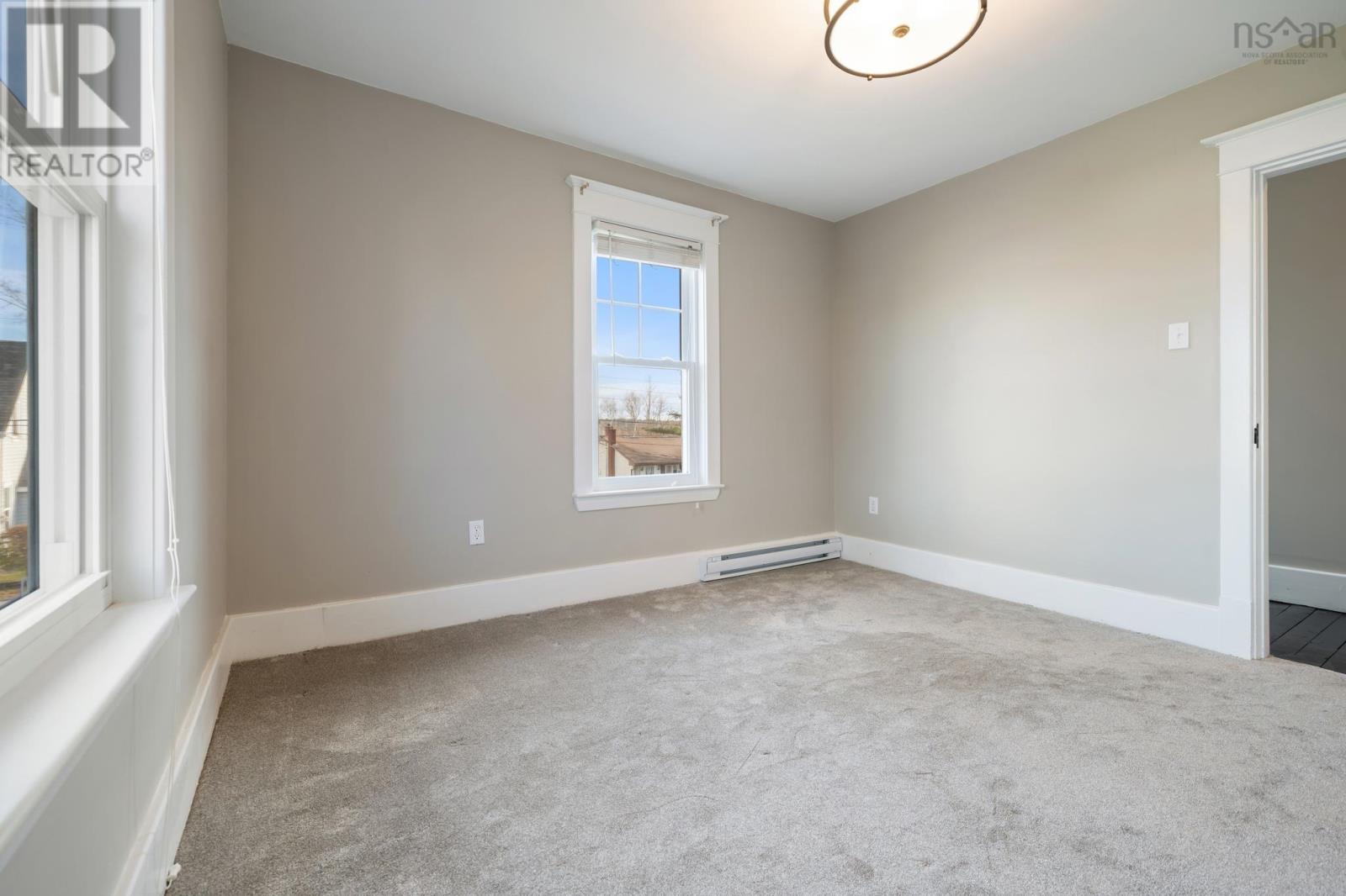 6 Hamilton Avenue - 36