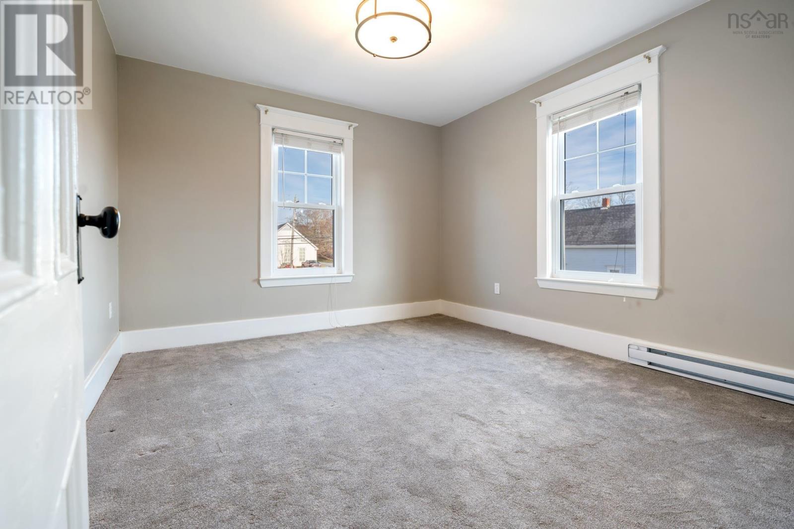 6 Hamilton Avenue - 35