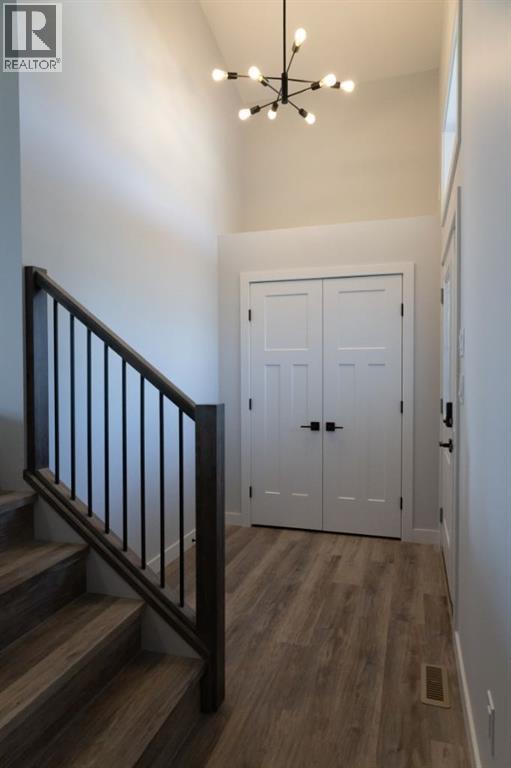 8 Henner's Place - 10