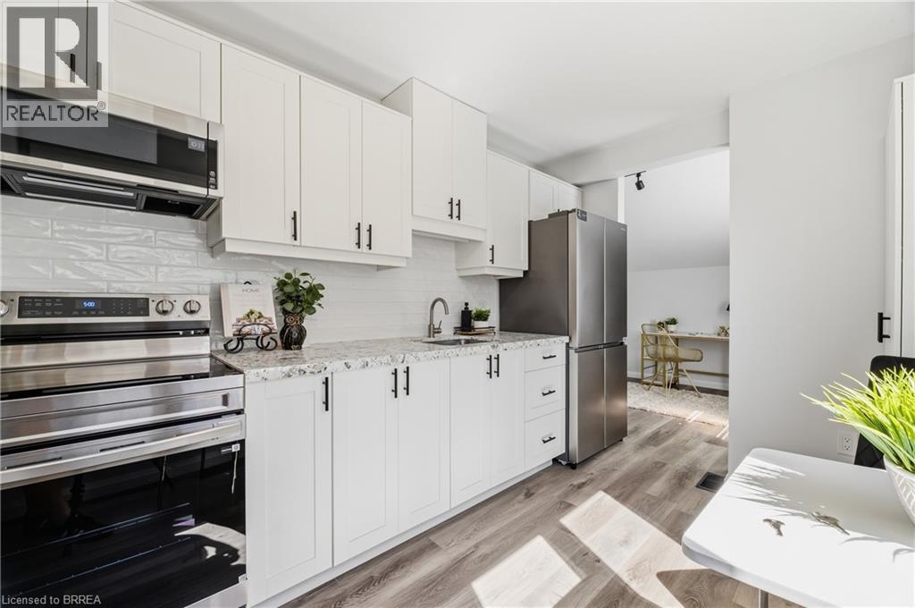 59 SALISBURY Avenue - 11