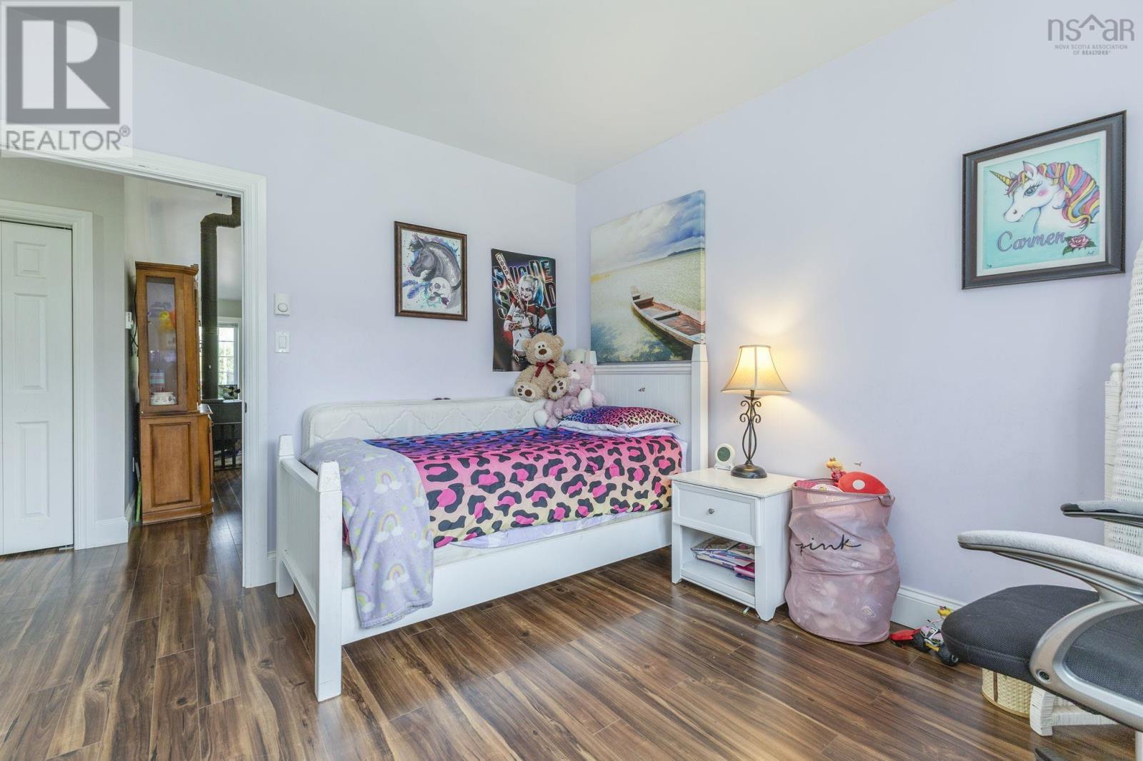 3548 Gairloch Road - 20