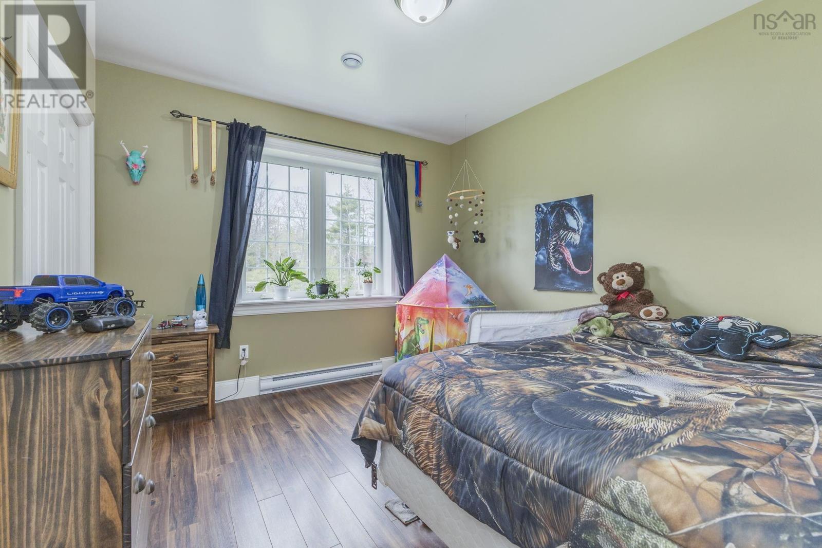3548 Gairloch Road - 22