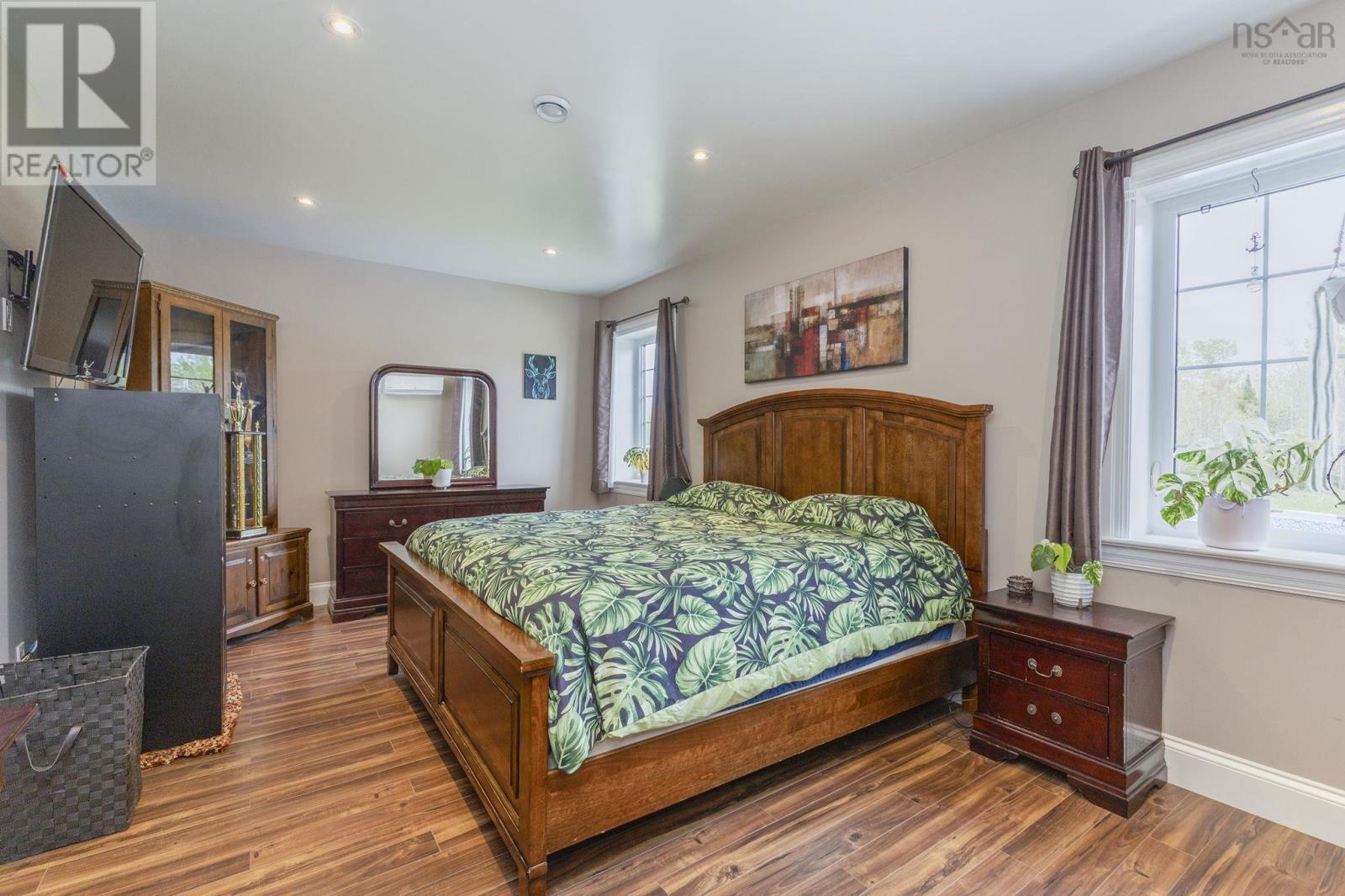 3548 Gairloch Road - 27
