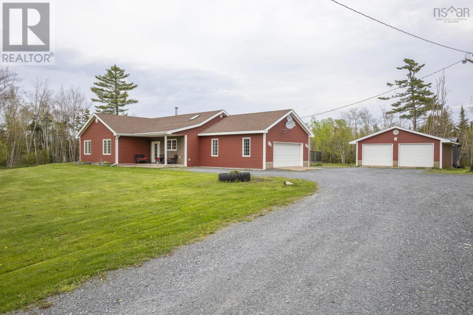 3548 Gairloch Road - 43