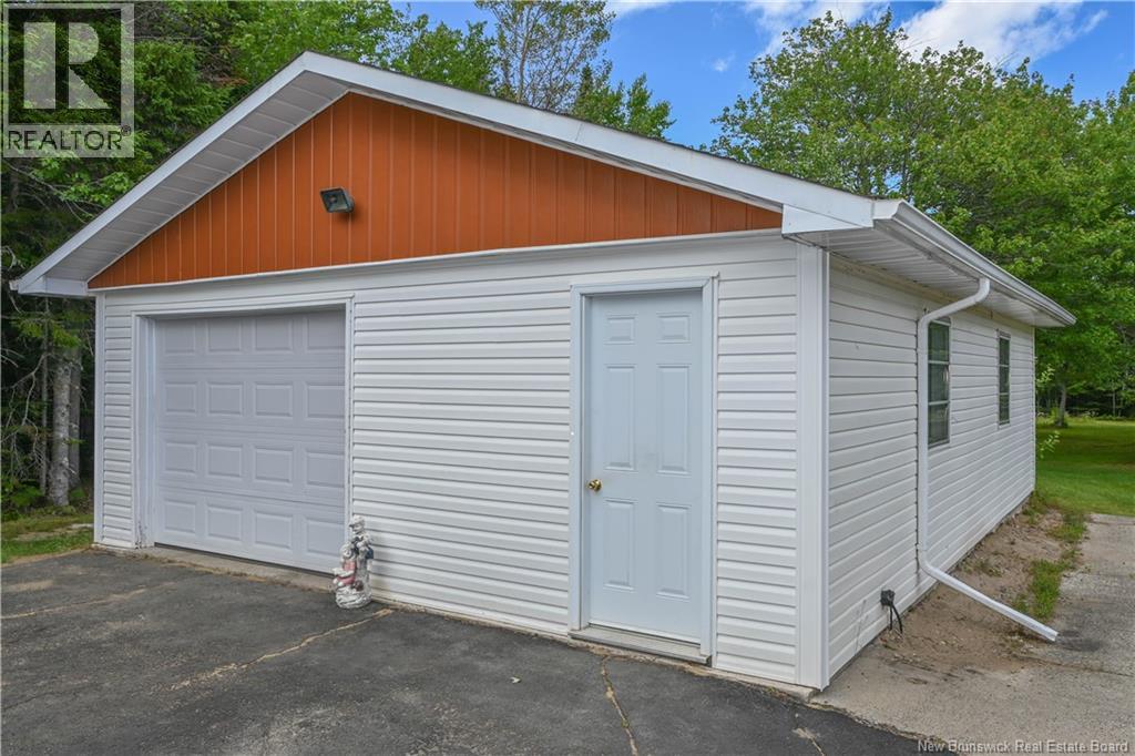 4008 Foster Street - 5