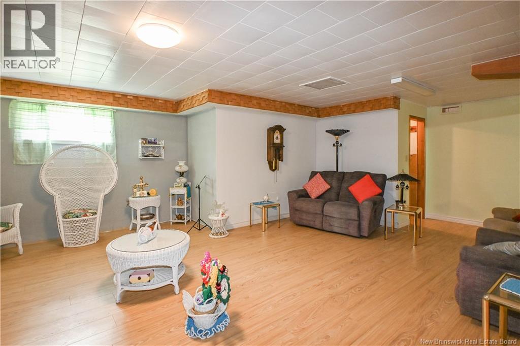 4008 Foster Street - 37
