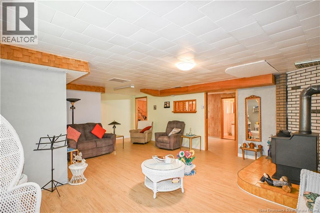 4008 Foster Street - 34