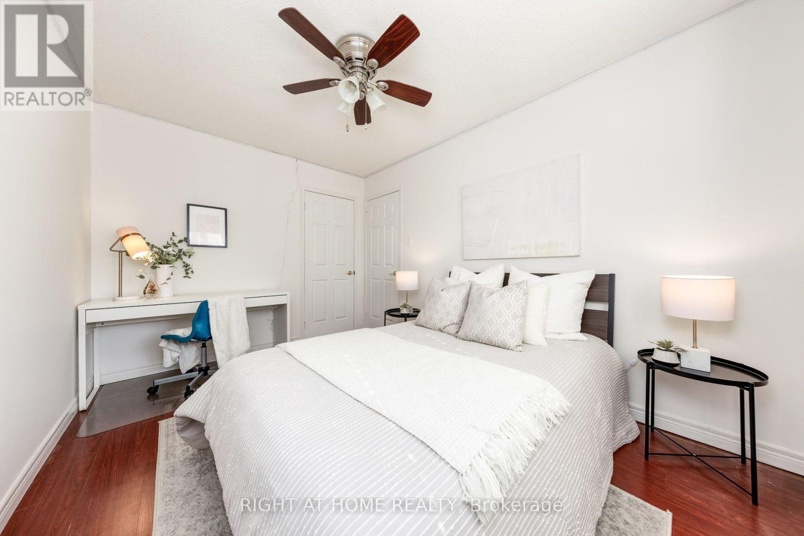 1552 OTONABEE DRIVE - 22