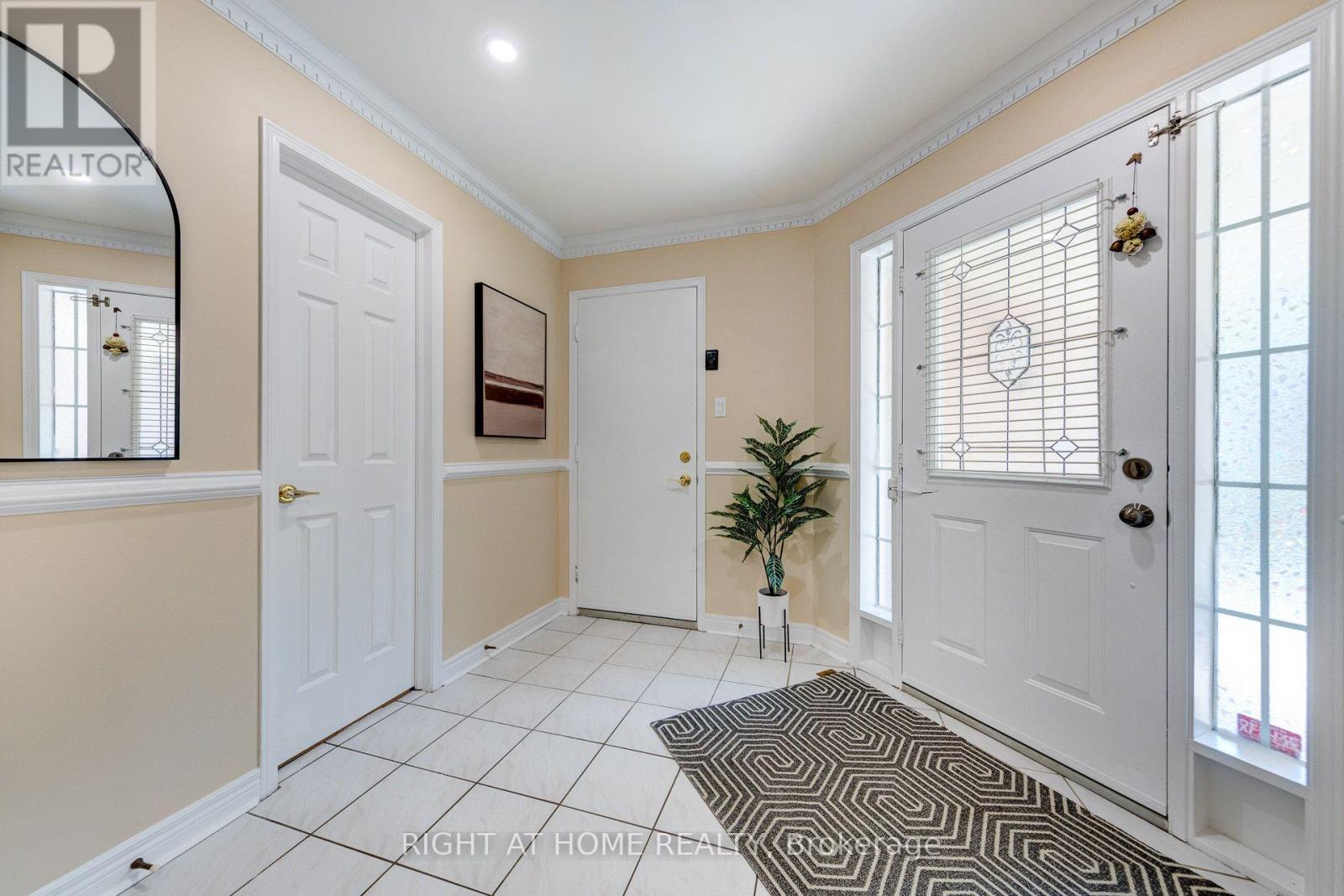 1552 OTONABEE DRIVE - 3