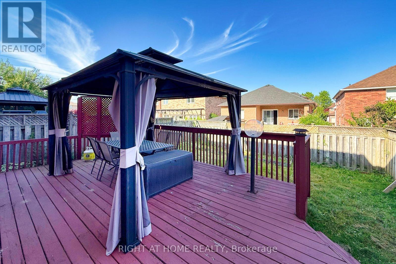 1552 OTONABEE DRIVE - 30