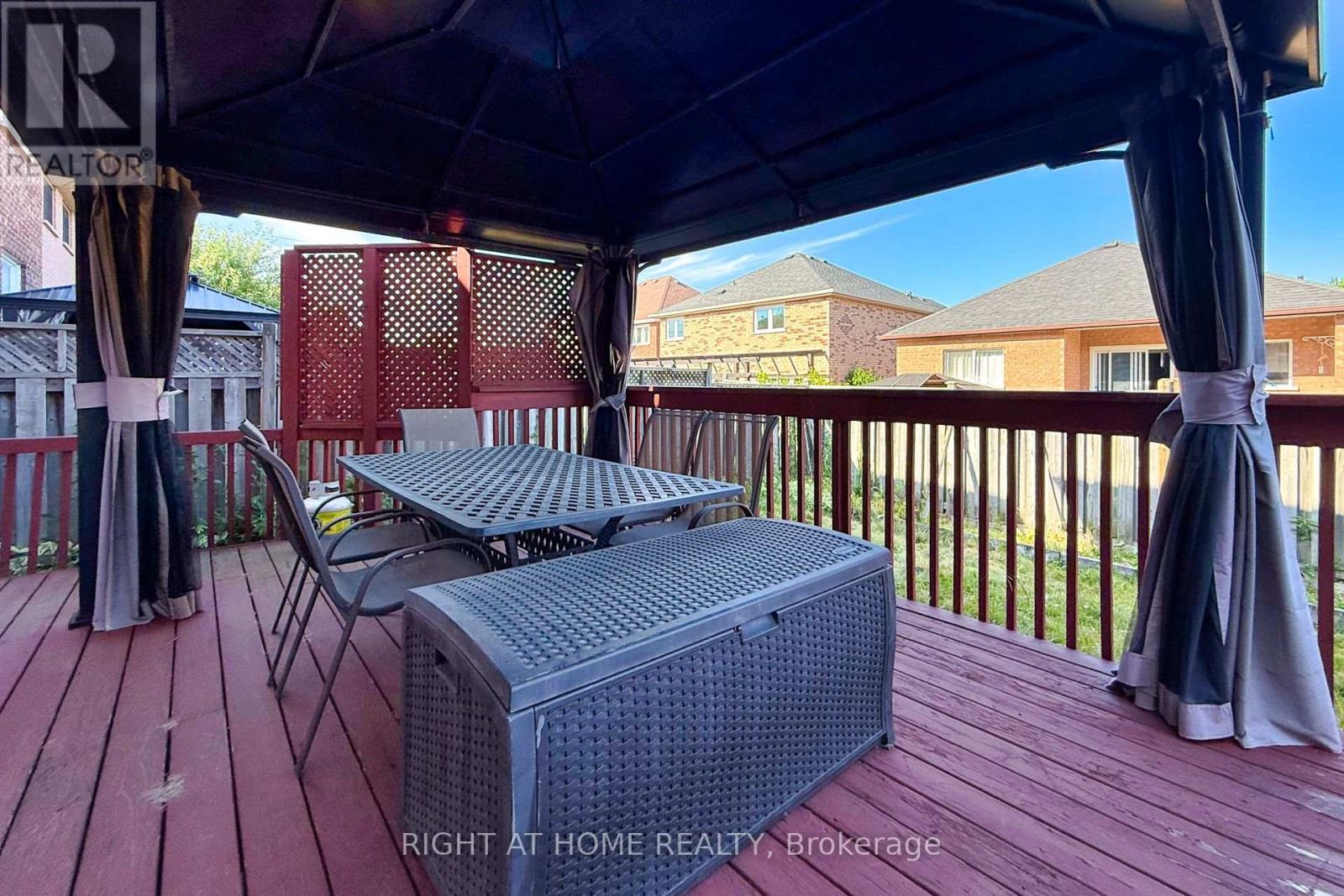 1552 OTONABEE DRIVE - 31