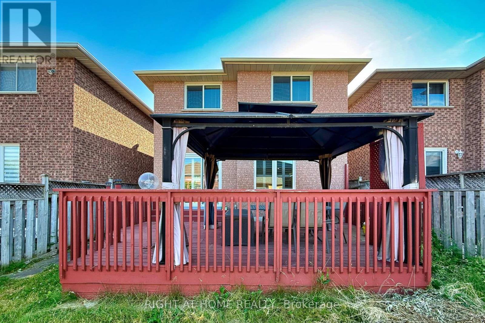 1552 OTONABEE DRIVE - 36