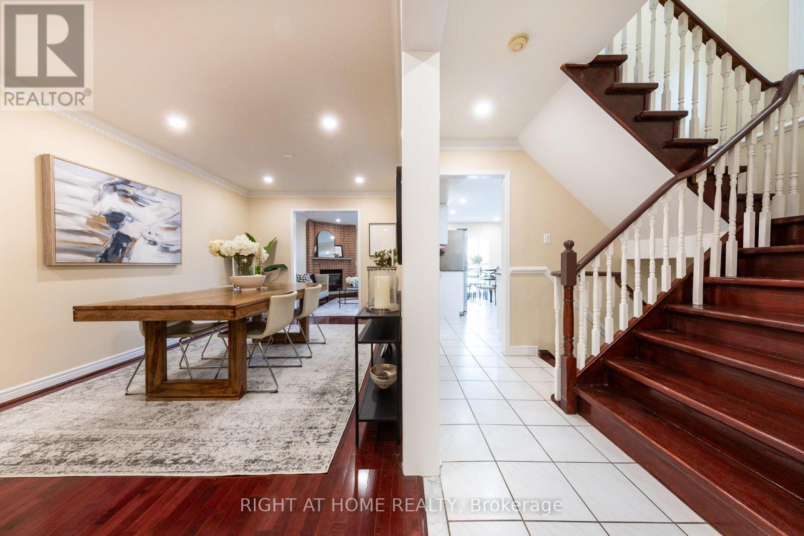 1552 OTONABEE DRIVE - 5