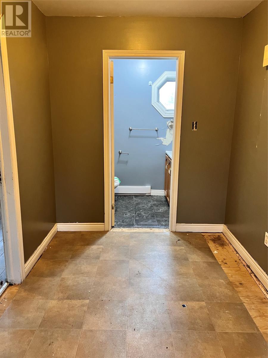 4 Morley Drive - 17