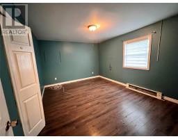 4 Morley Drive thumbnail 15