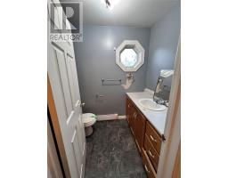 4 Morley Drive thumbnail 18