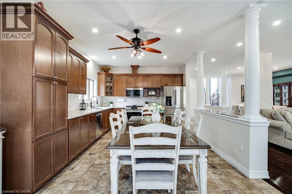 575 STONEHENGE Drive - 23