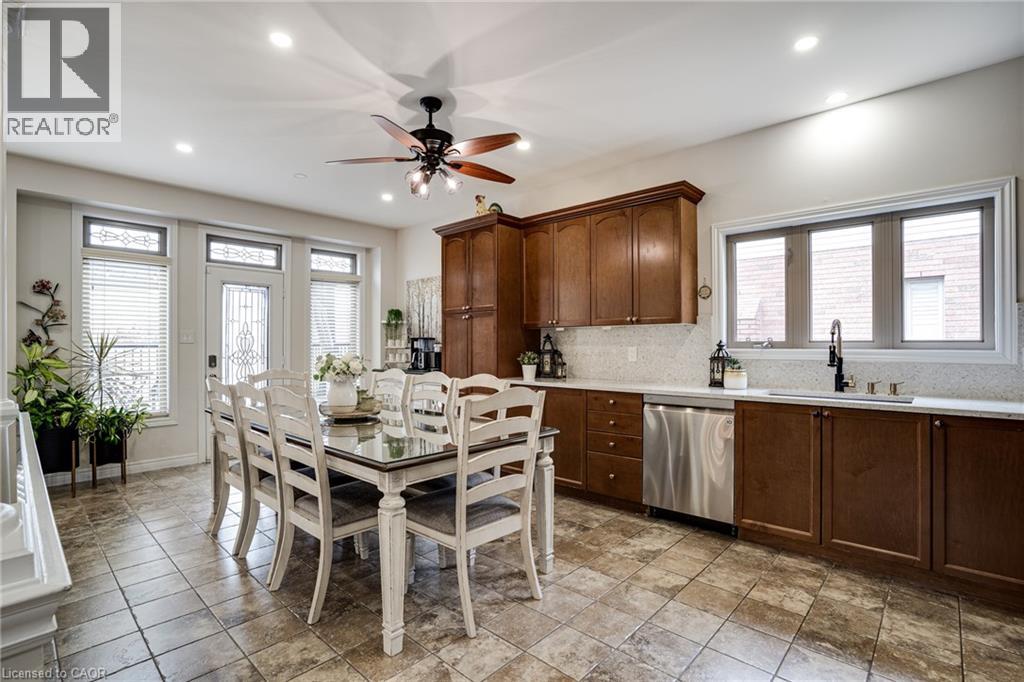 575 STONEHENGE Drive - 26