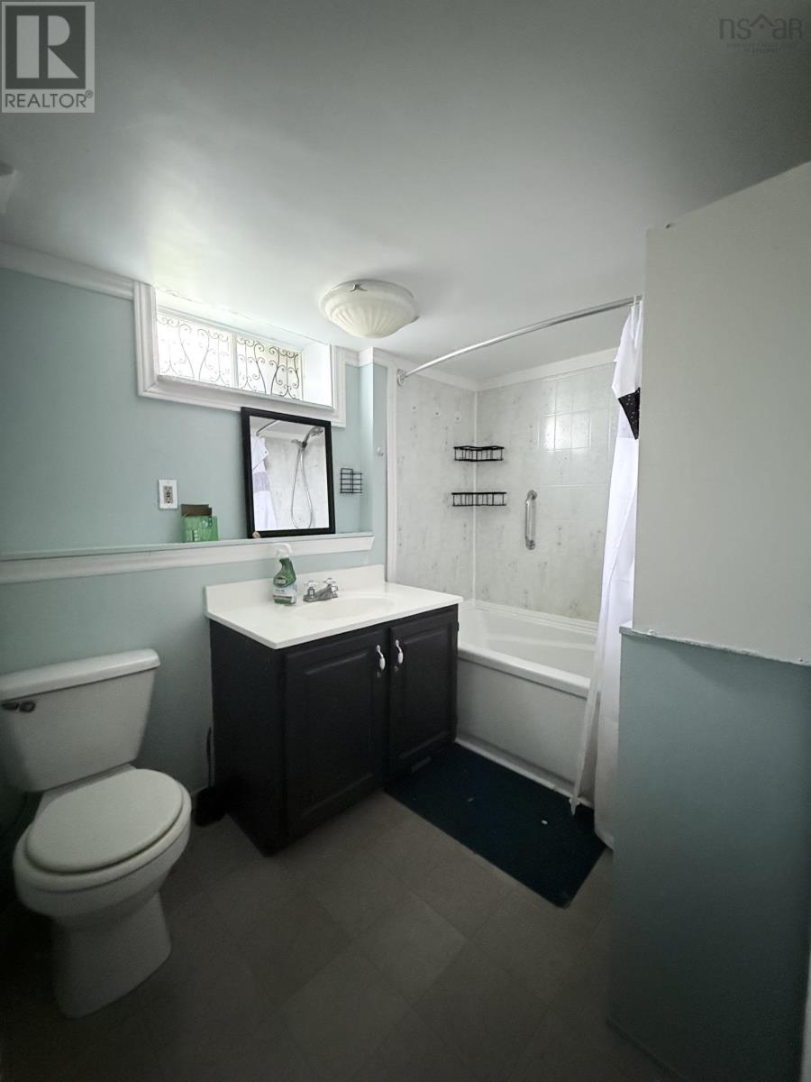 #1780 Park Street - 14