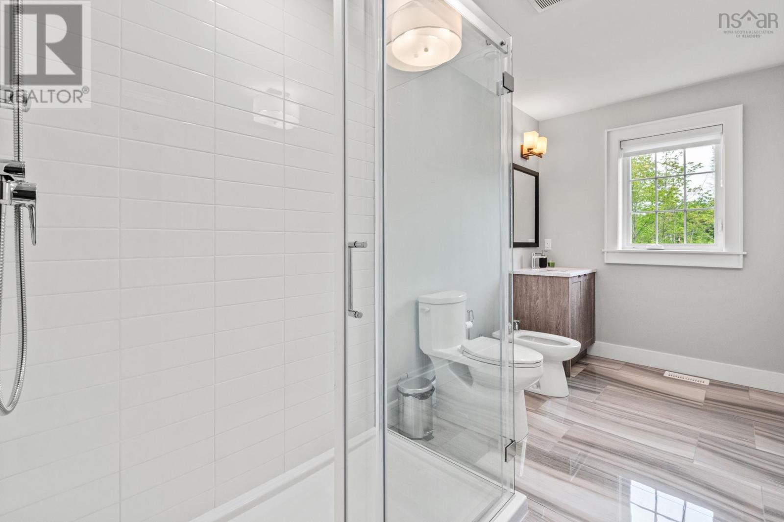 15 Poplar Way - 35