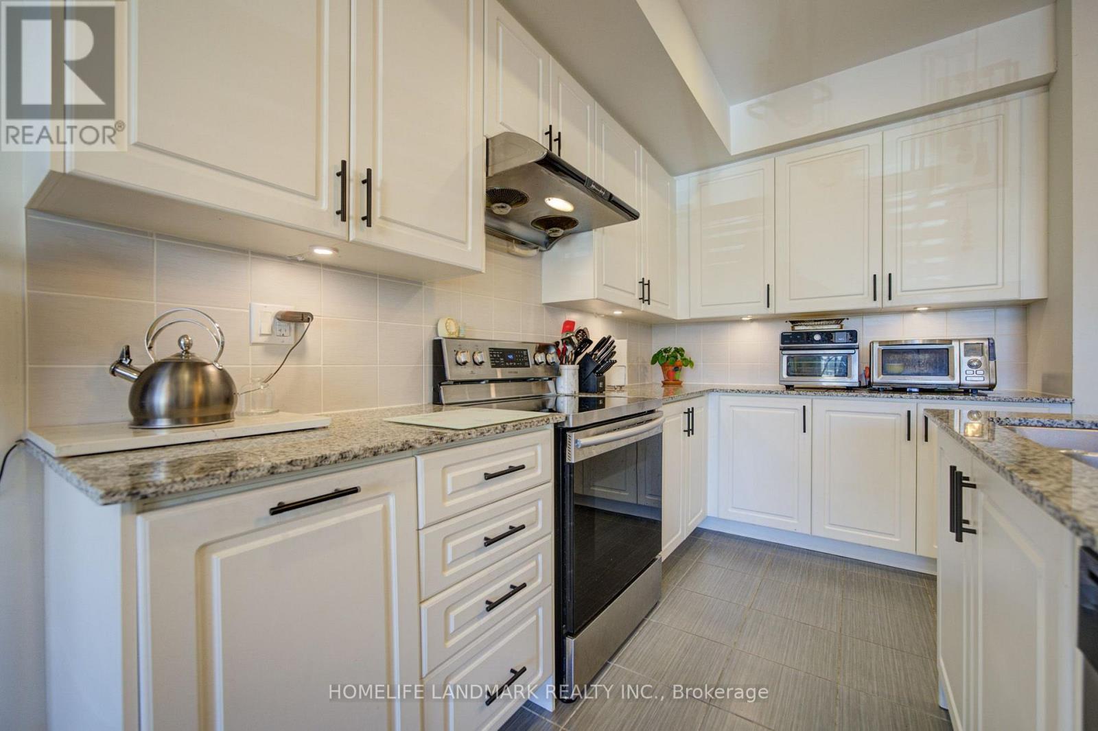 97 CORNELL CENTRE BOULEVARD - Image 12