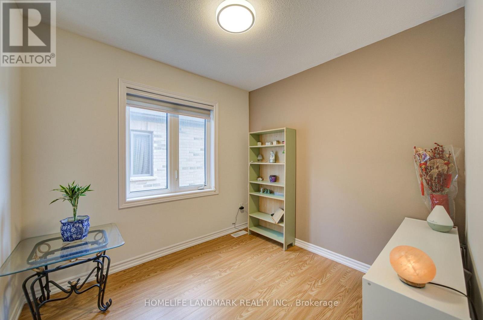 97 CORNELL CENTRE BOULEVARD - Image 36
