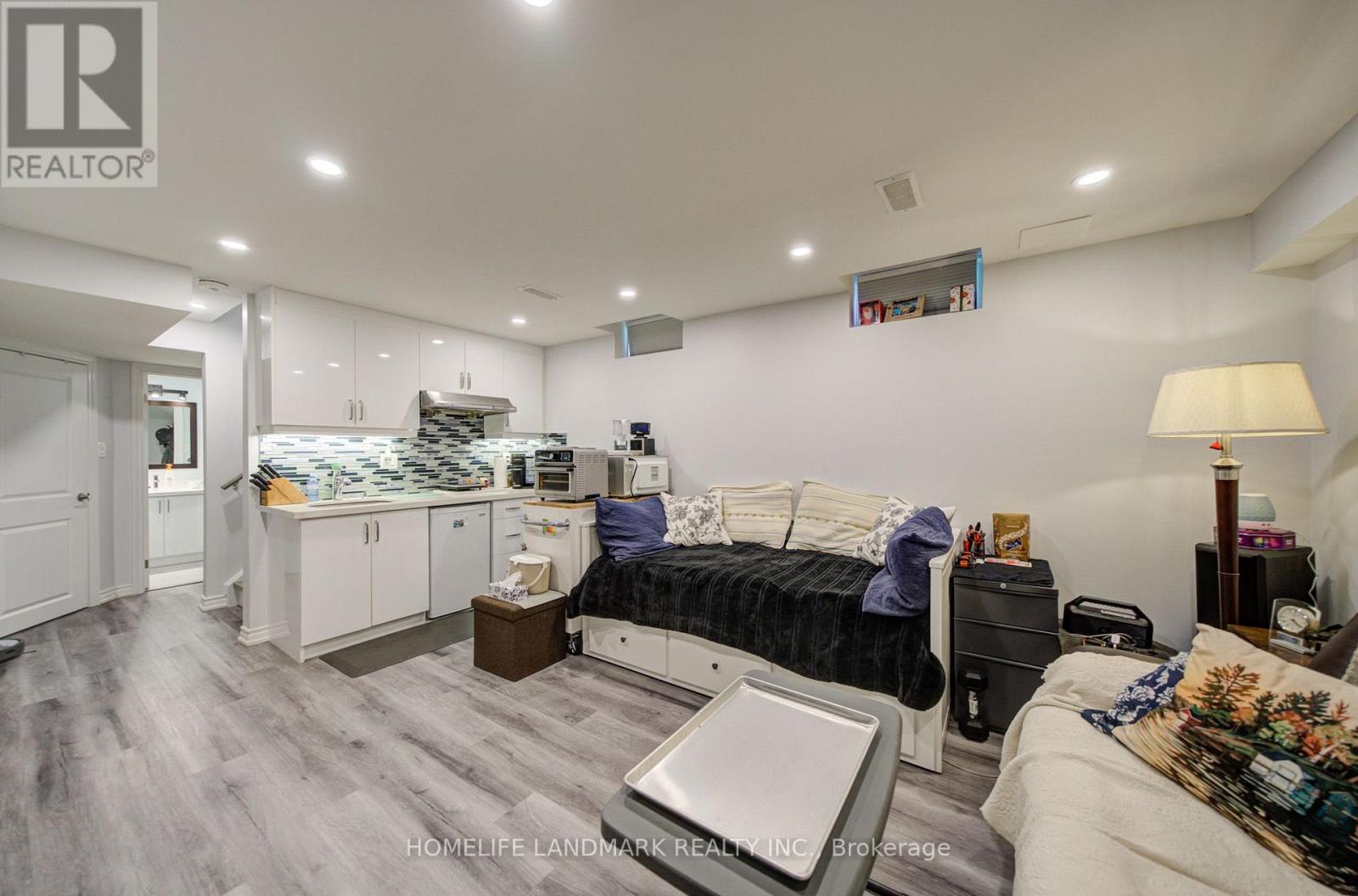 97 CORNELL CENTRE BOULEVARD - Image 41