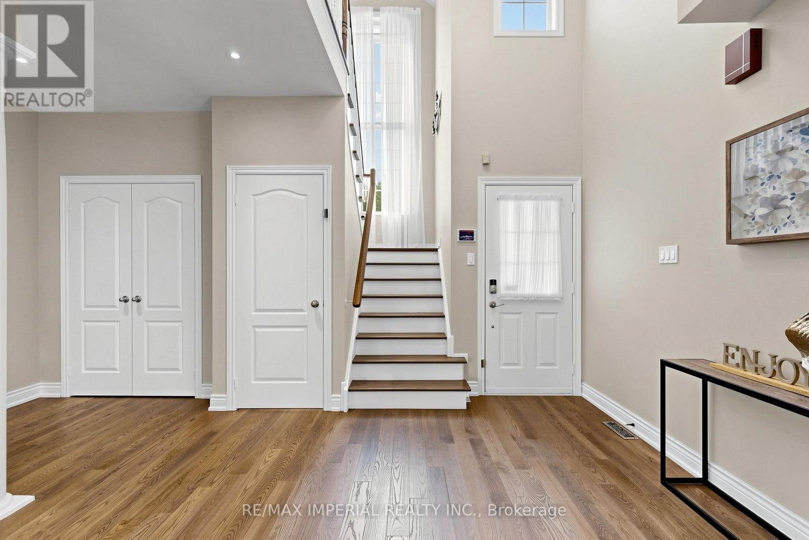 53 RUSHINGBROOK DRIVE - 20