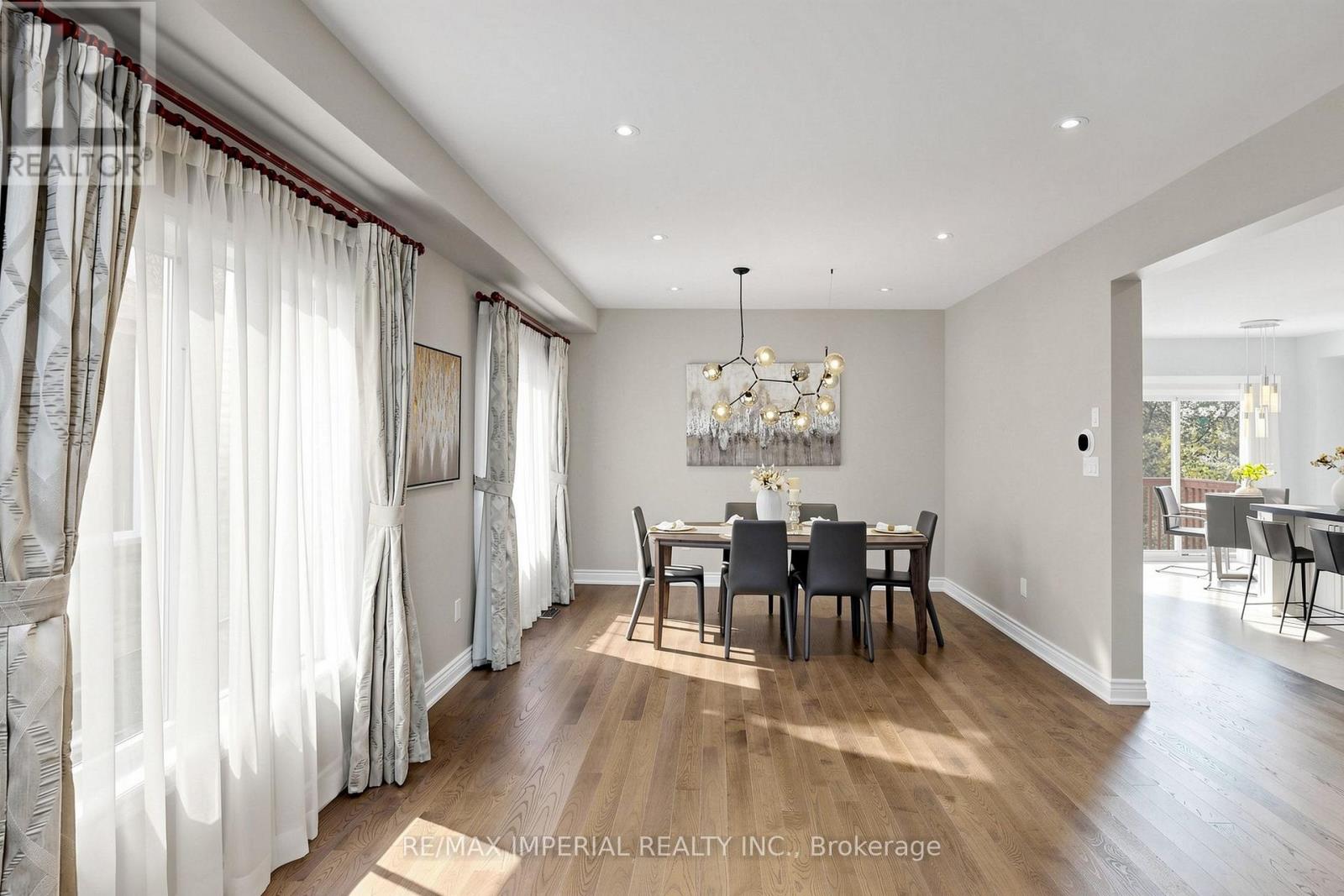 53 RUSHINGBROOK DRIVE - 4
