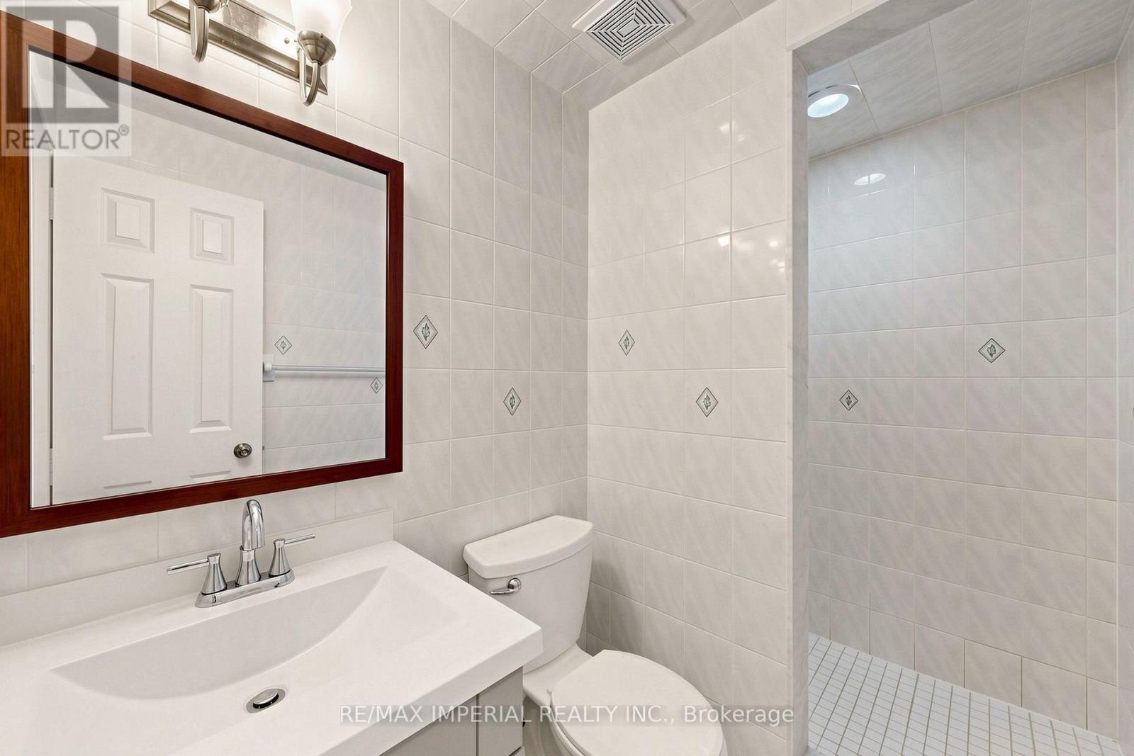 53 RUSHINGBROOK DRIVE - 41