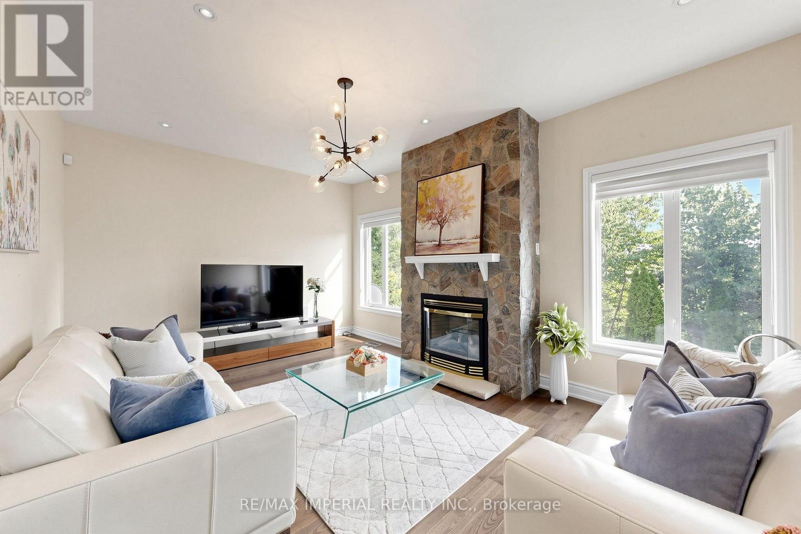 53 RUSHINGBROOK DRIVE - 6