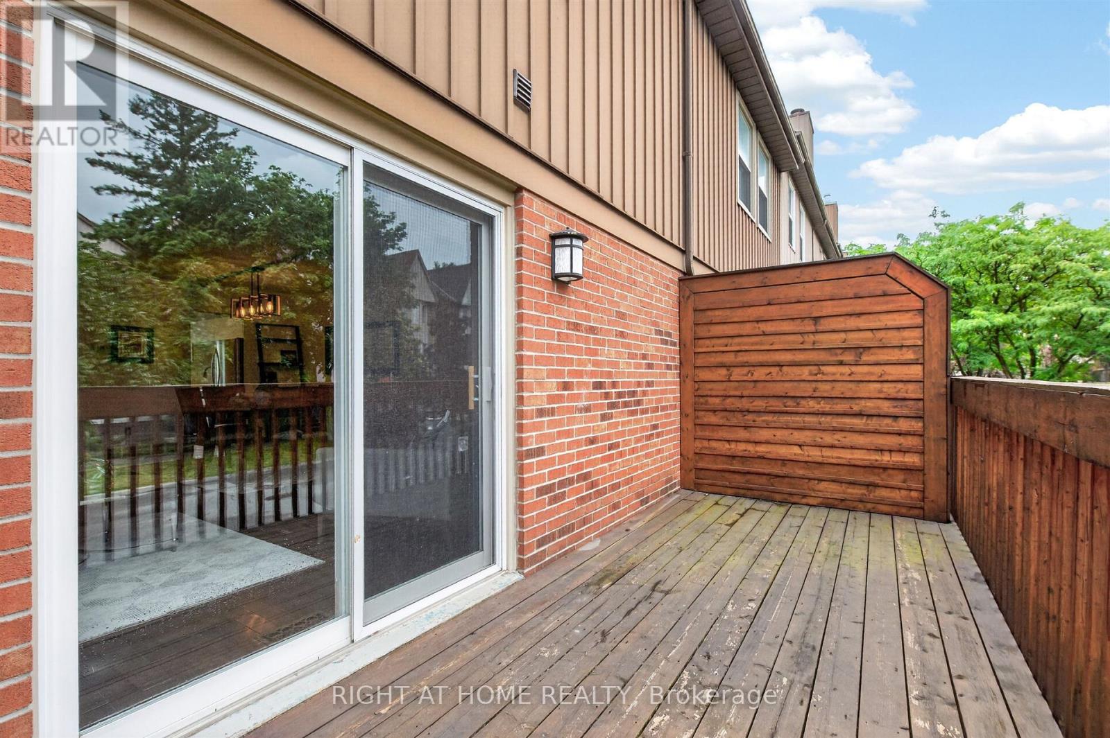 #45 186 WOODBRIDGE AVENUE - 27