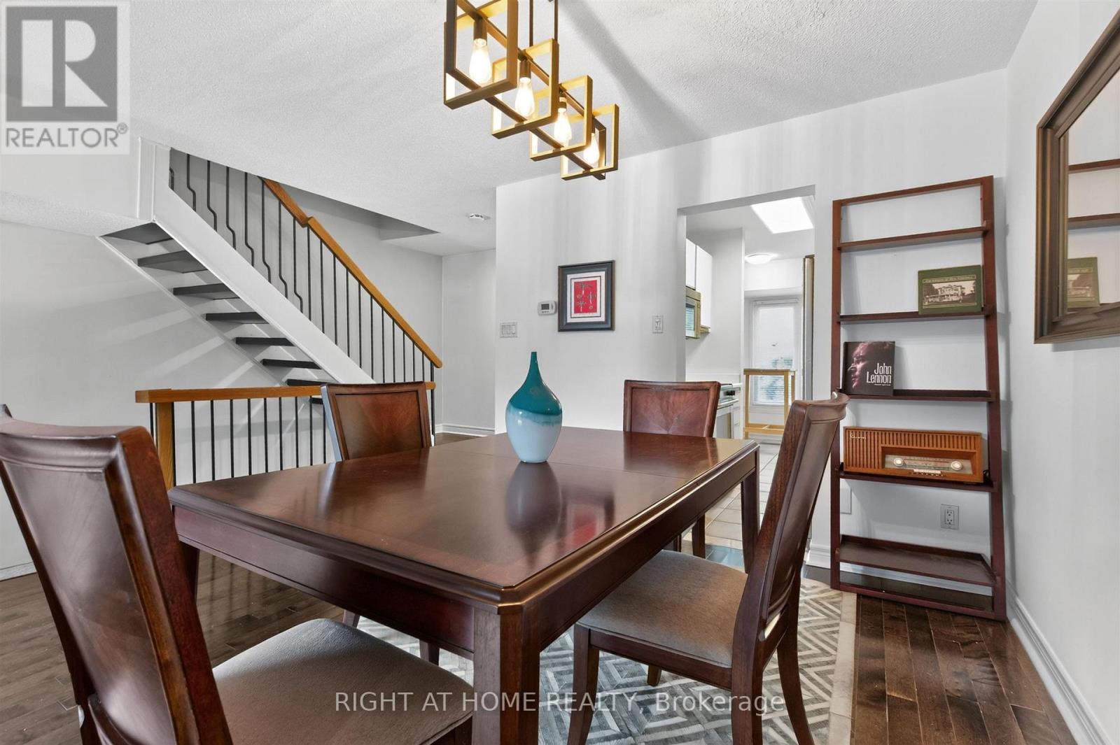 #45 186 WOODBRIDGE AVENUE - 8