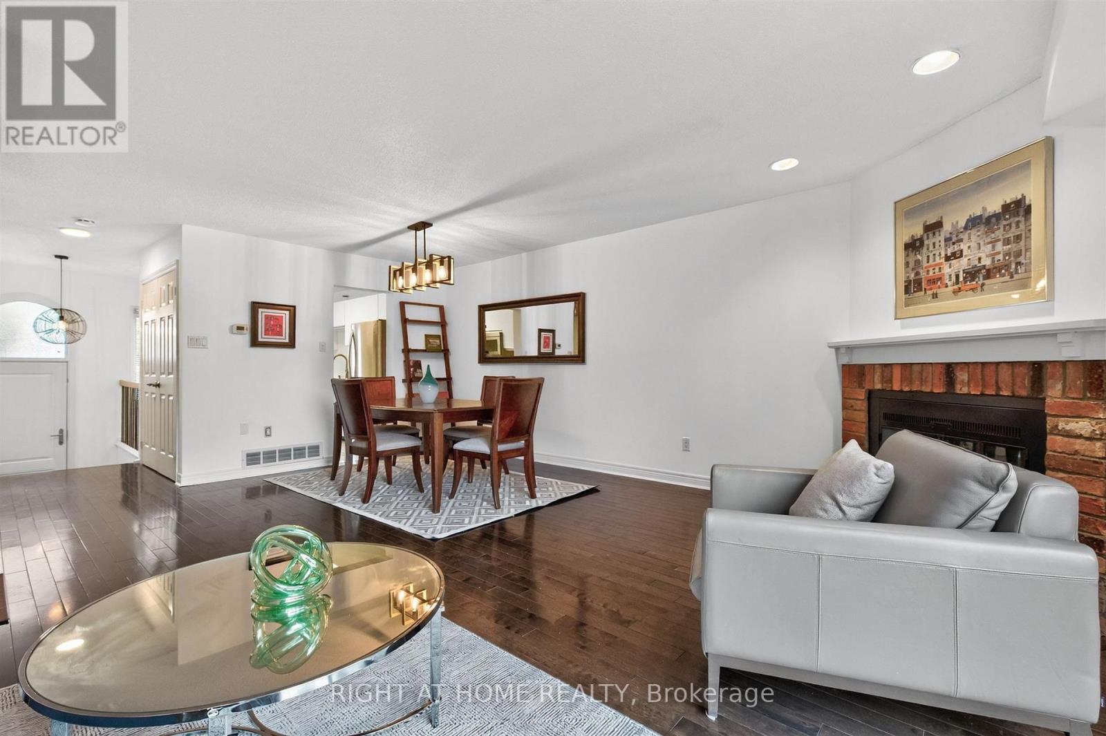 #45 186 WOODBRIDGE AVENUE - Image 9