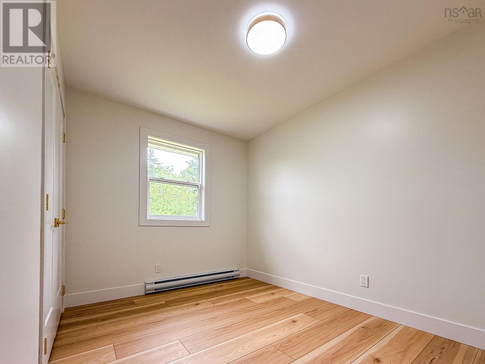 967 Westmount Road - 14