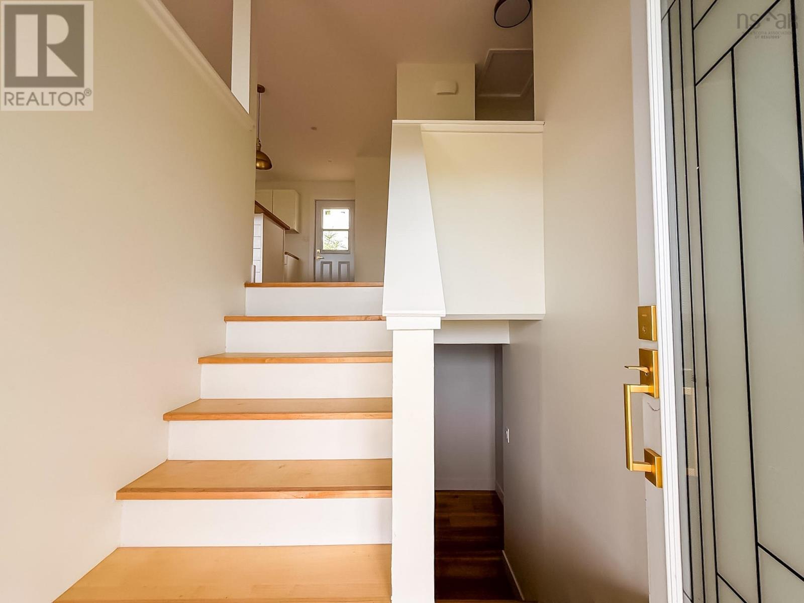 967 Westmount Road - 21