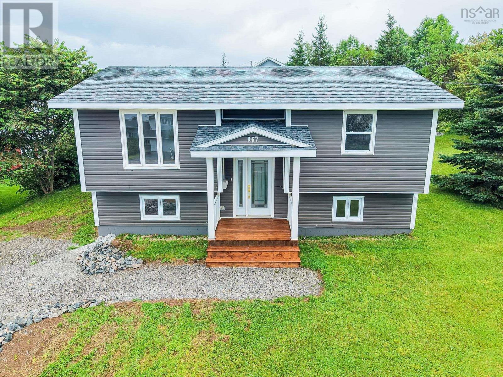 967 Westmount Road - 3