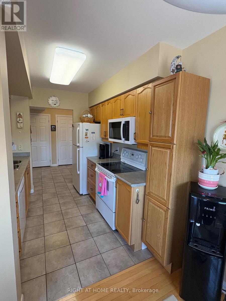 #404 94 DEAN AVENUE - 30