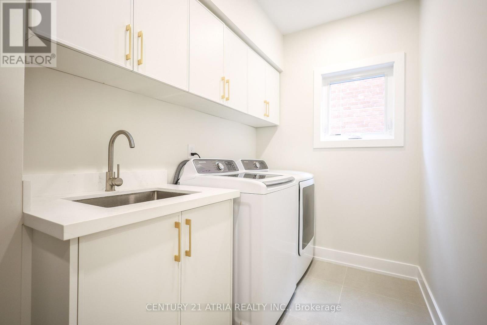34 RAYNES CRESCENT - Image 25