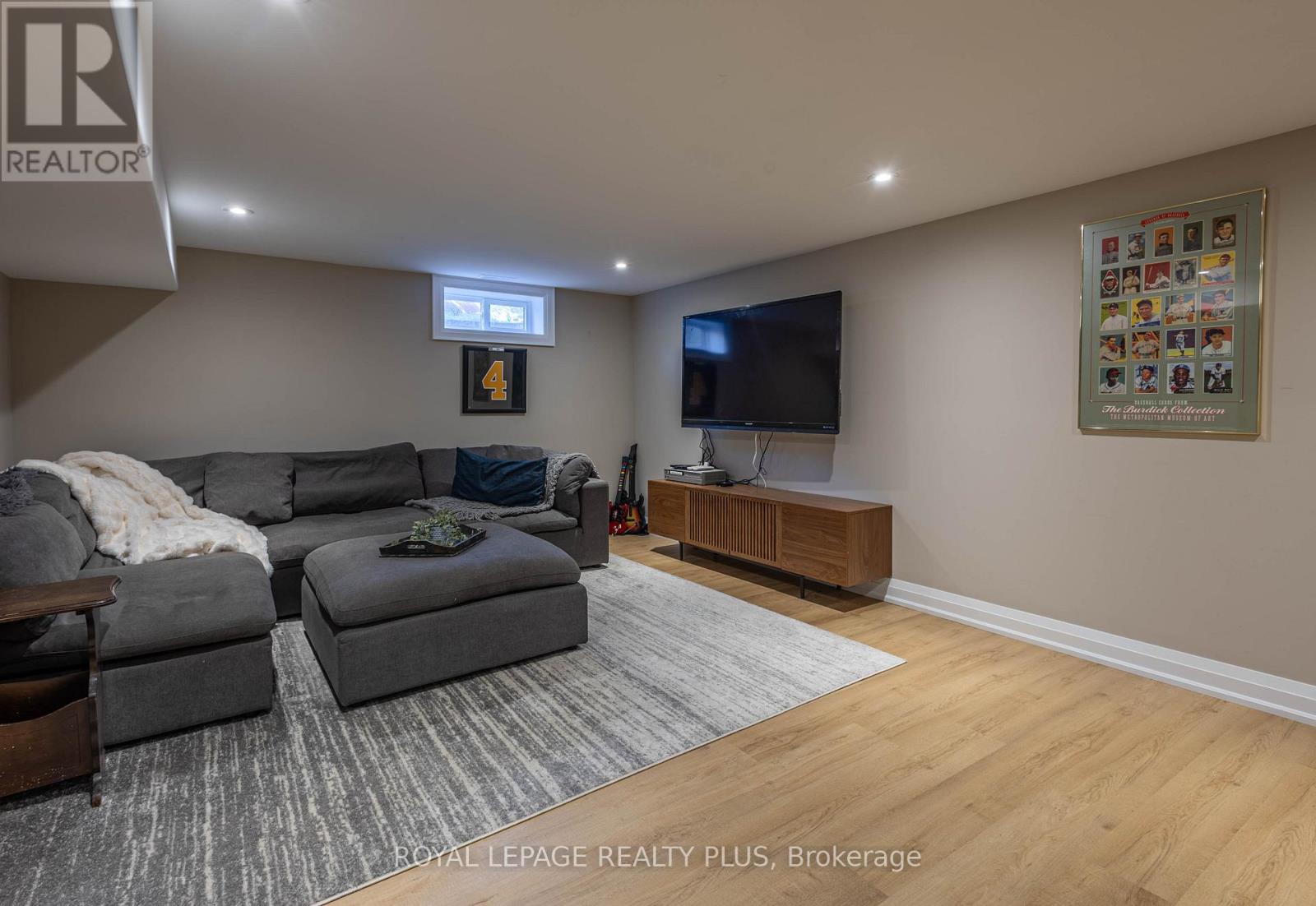 884 EAGLE DRIVE - Image 39