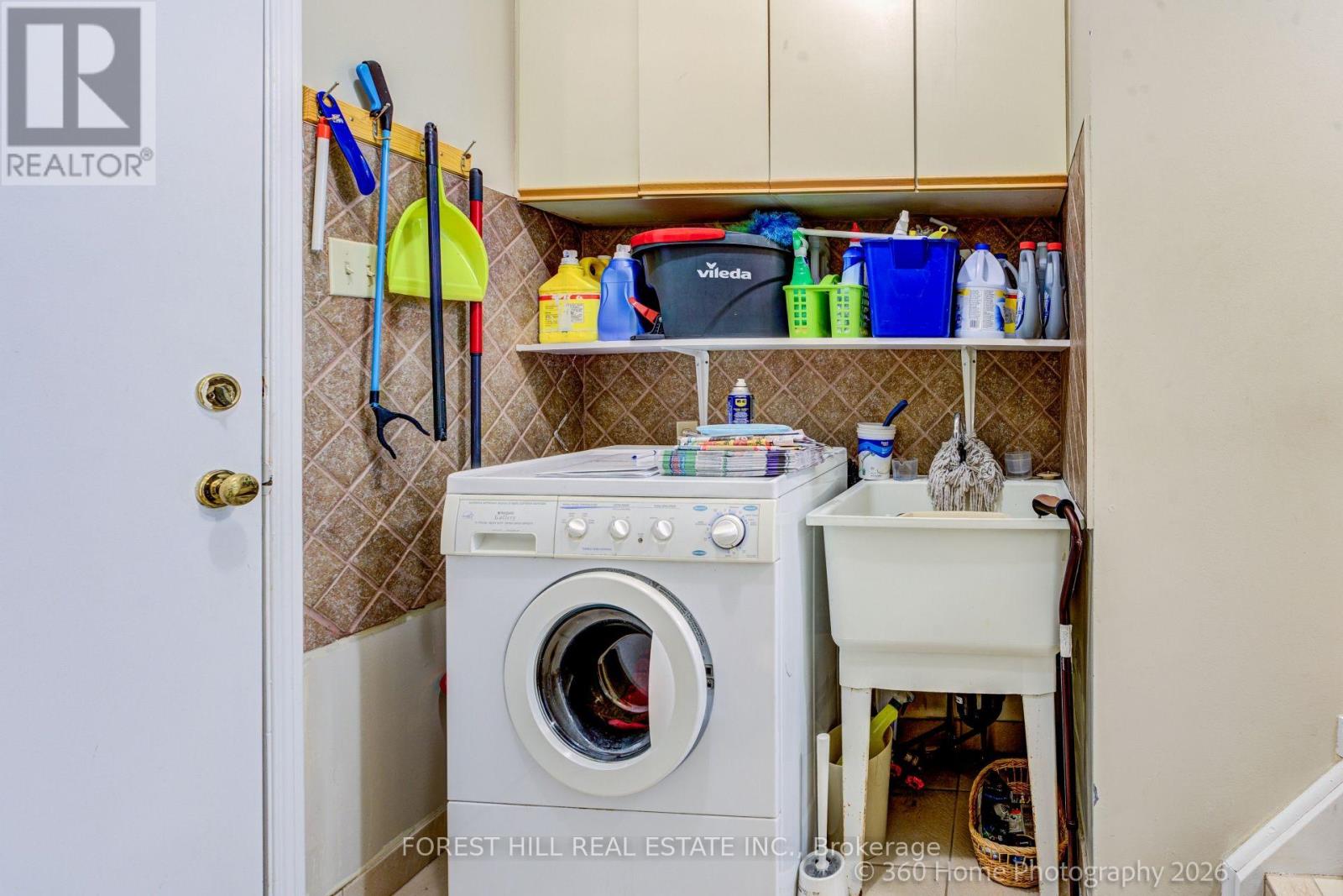 3679 LOYALIST DRIVE - 12
