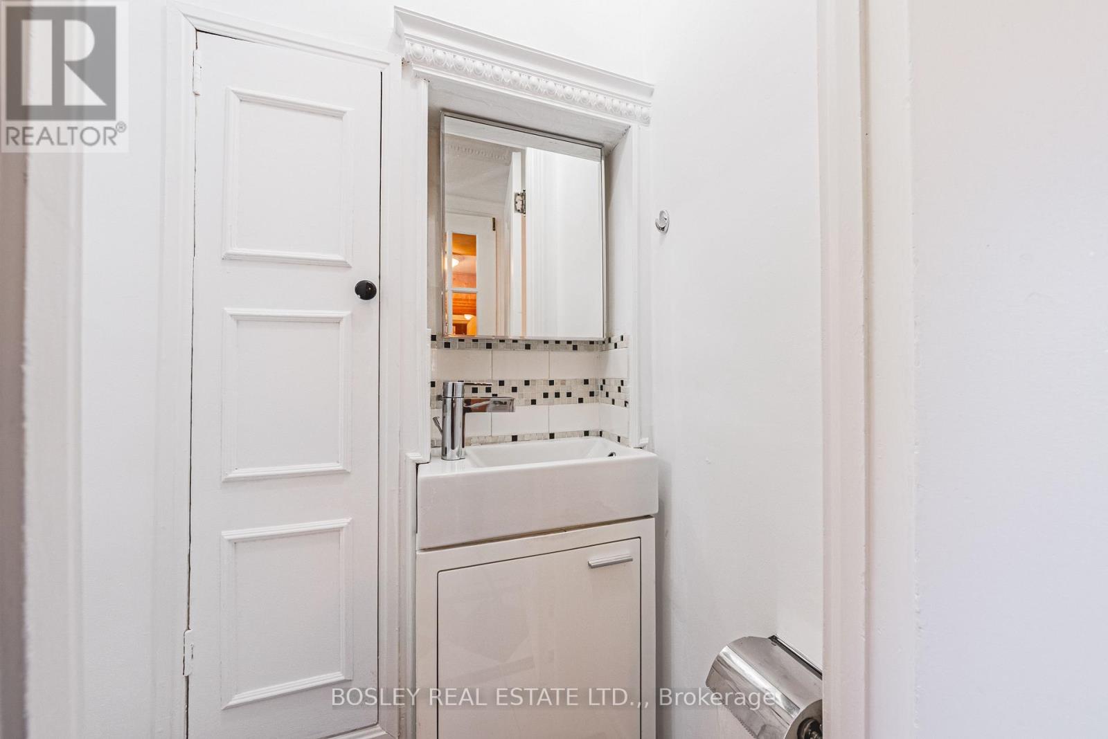5039 VALLEY WAY - 12