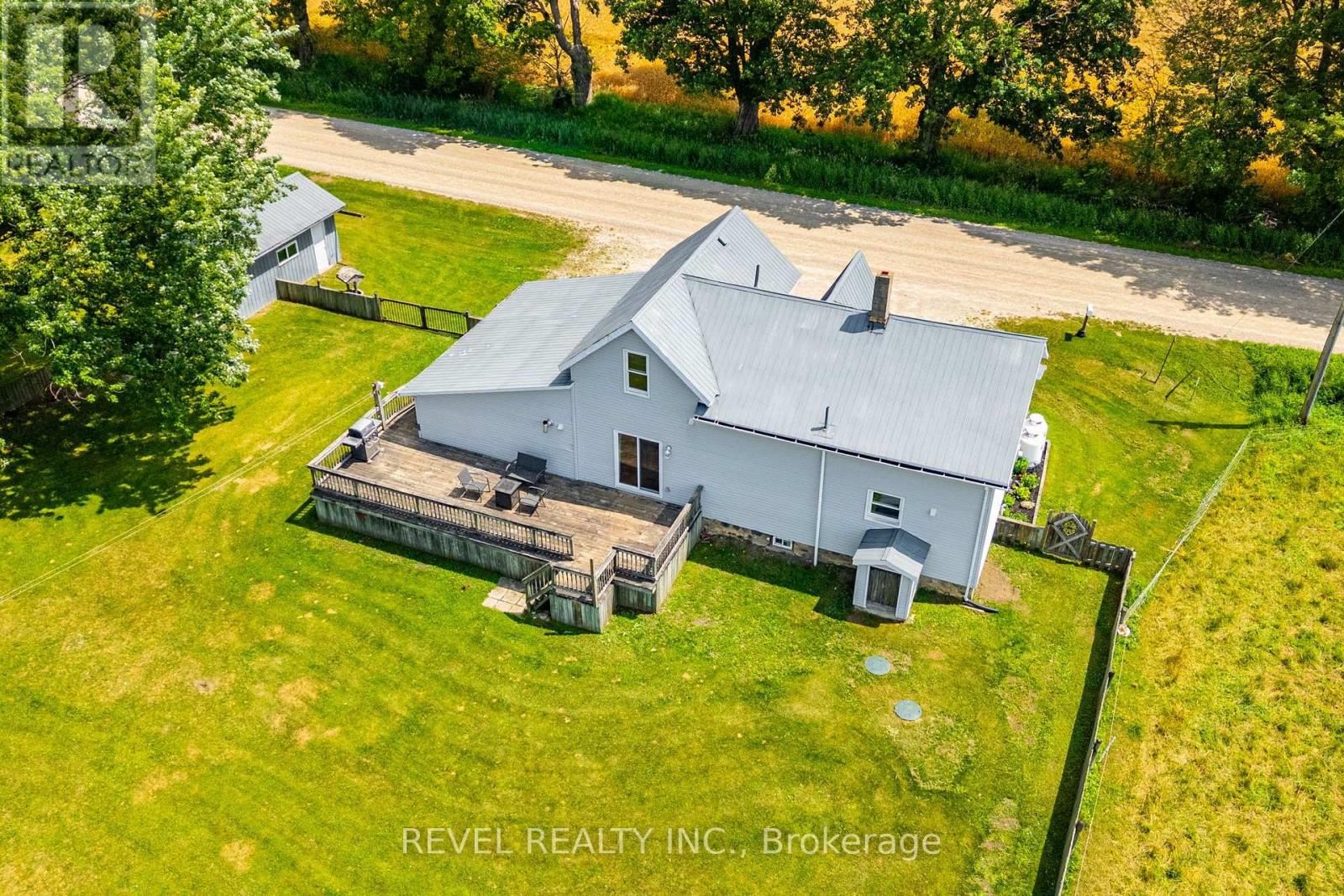 71214 10 SIDE ROAD - 34