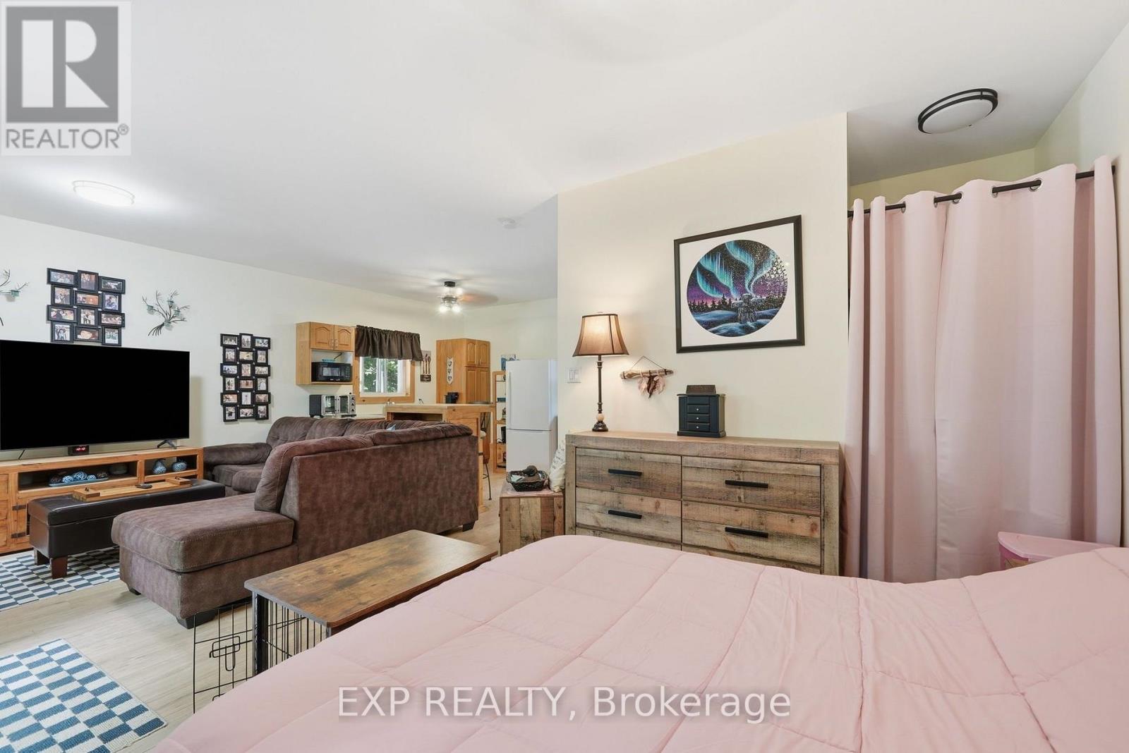 944 COUNTY ROAD 8 ROAD - Image 33