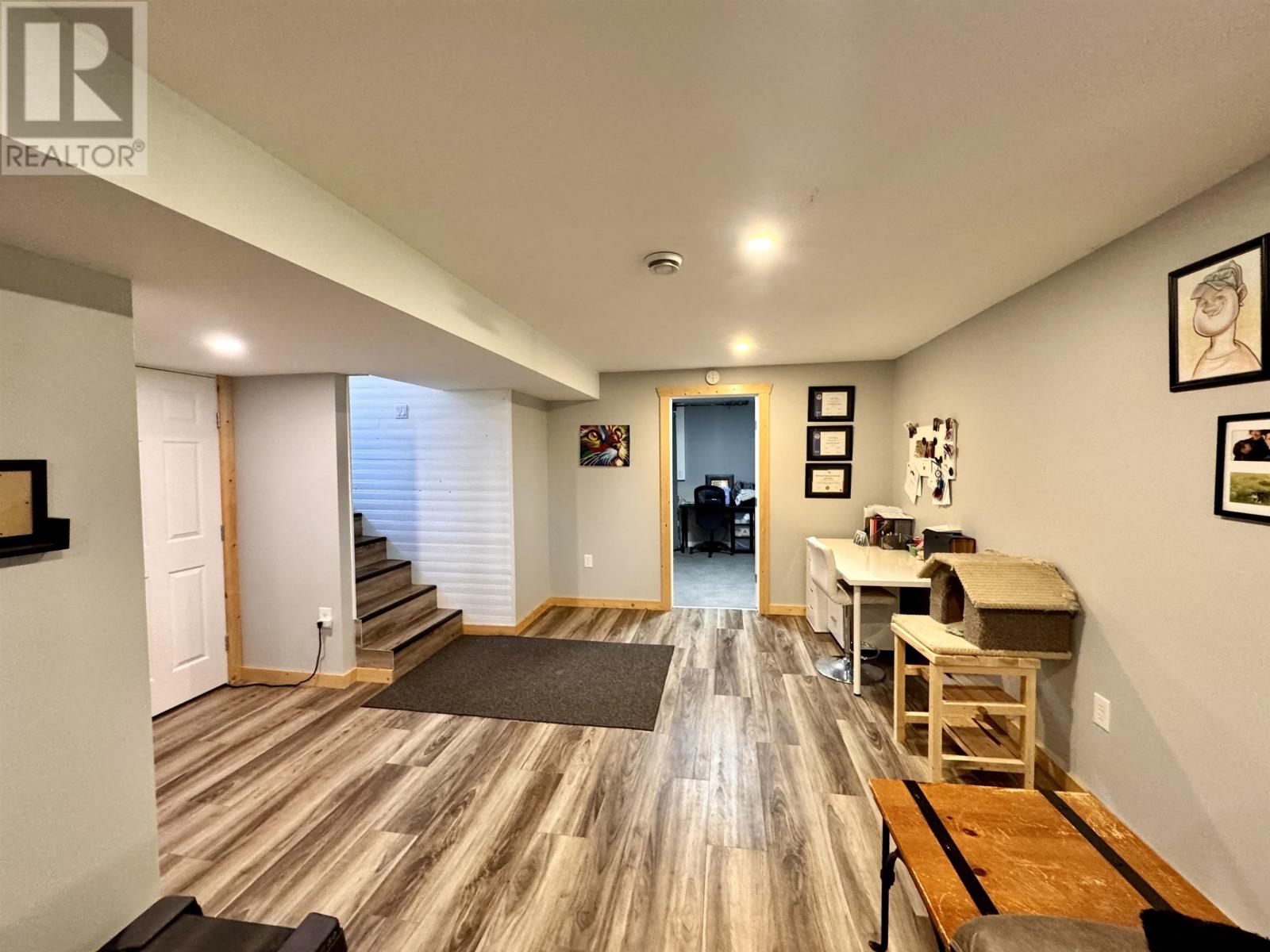 17 Kenora RD - 29