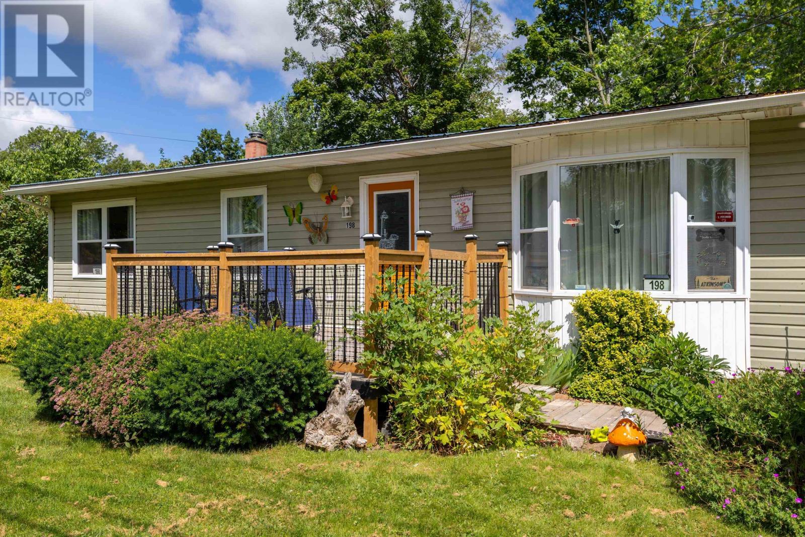 198 Down East Crescent Crescent - 32