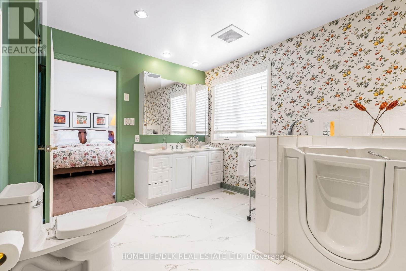 1102 BURNSIDE DRIVE - 21