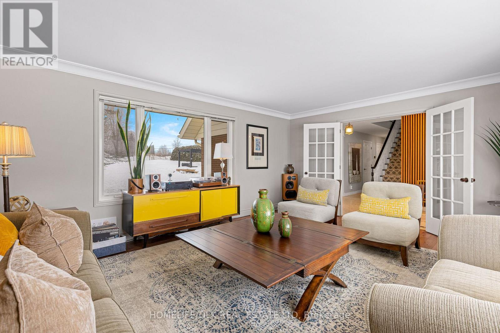 1102 BURNSIDE DRIVE - 11